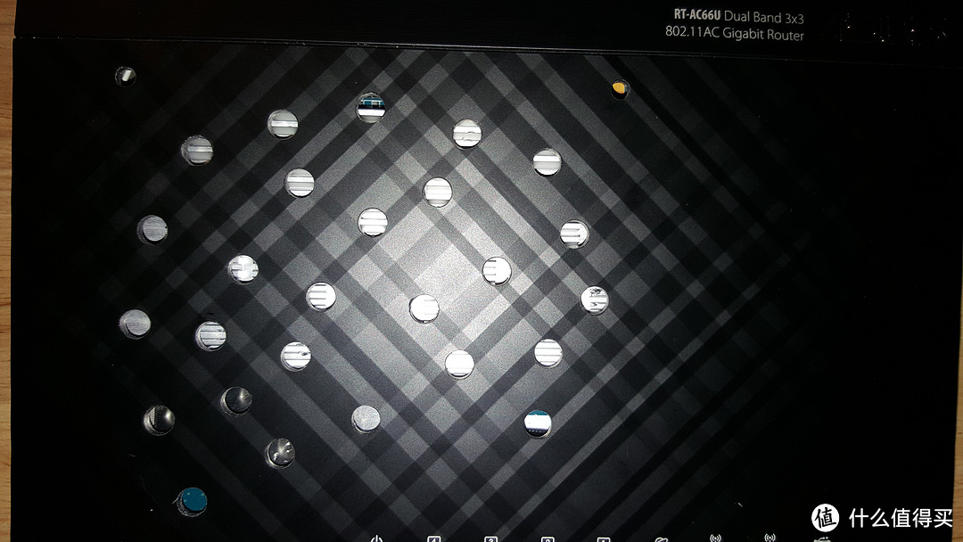 ASUS 华硕 RT-AC66U 1750M AC双频无线路由器 免拆解加装风扇