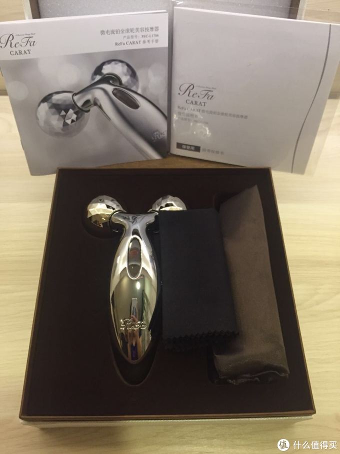 瘦脸神器refacarat微电流铂金美容仪牺牲很大内有真人还是素颜的tt