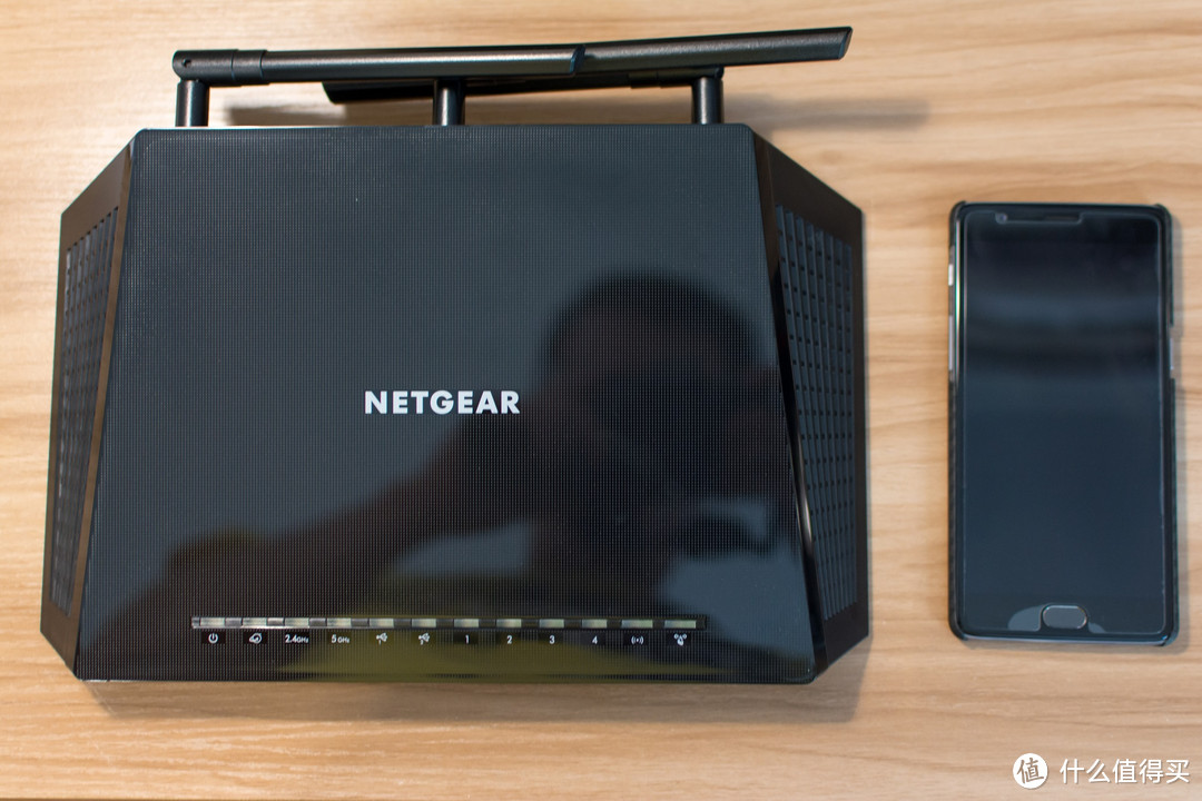 399的路由器，你能想到谁？NETGEAR 网件 R6400 无线路由器 开箱小测