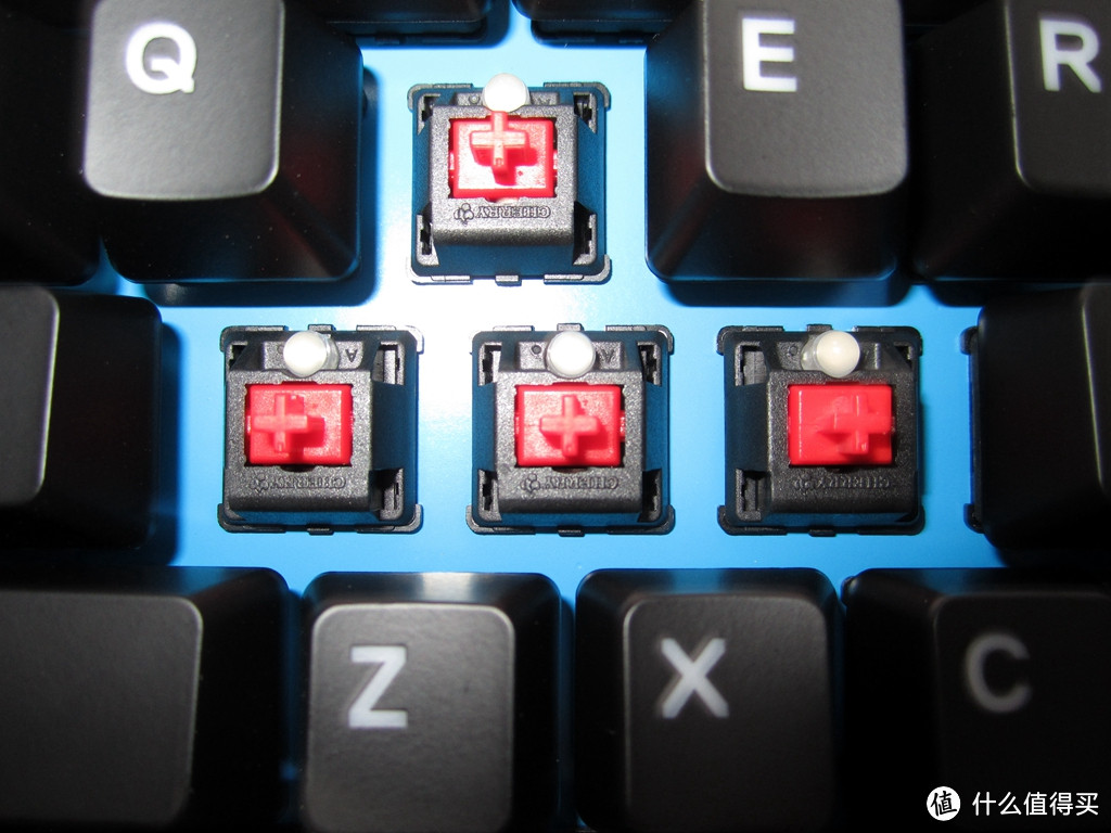 睿酷的外表、樱桃红的芯——SteelSeries 赛睿 Apex M500 电竞专用机械键盘 开“芯”之旅