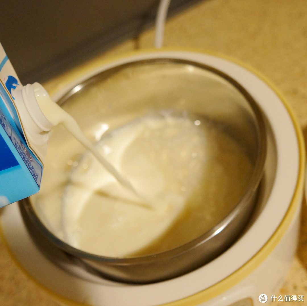 盛夏炎炎,清爽开胃——媲美希腊酸奶的简明自制教程