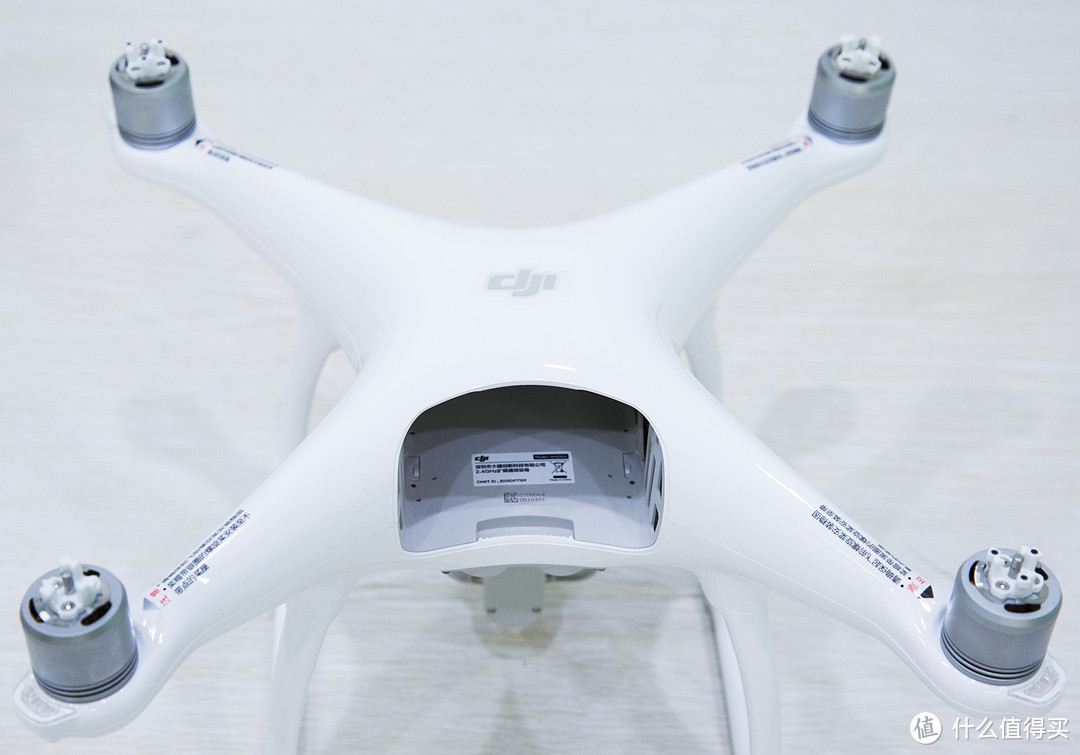 土豪的玩具：DJI 大疆 Phantom 4无人机开箱