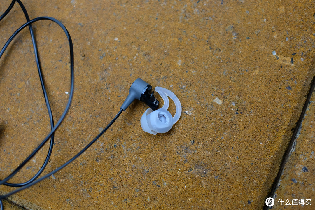 都是低音惹的祸 BOSE SoundTrue Ultra 耳塞式耳机