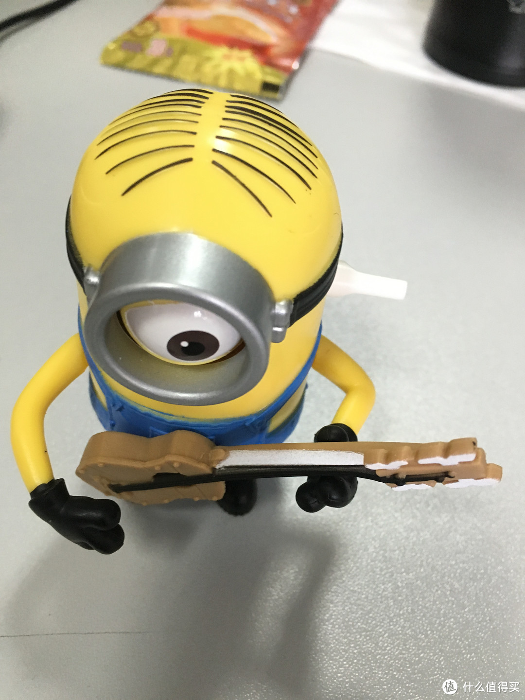 贱萌贱萌真可爱 — Minions 小黄人 匆忙奔跑的鲍勃 & 弹吉他的斯图尔特 开箱