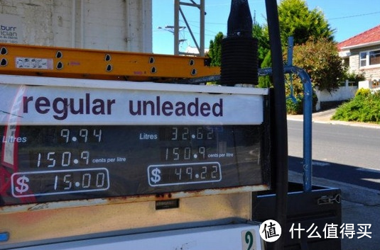 “unleaded”150.9cents per litre大约1.5澳元/升