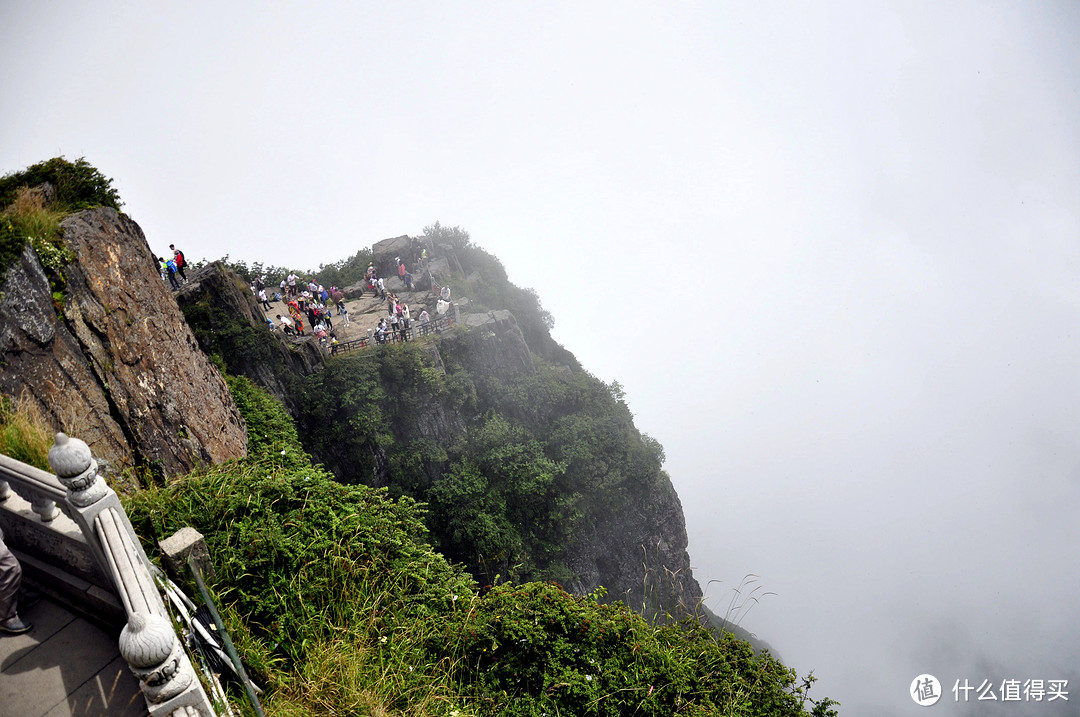 峨眉山穷游记