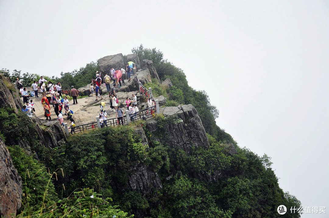 峨眉山穷游记