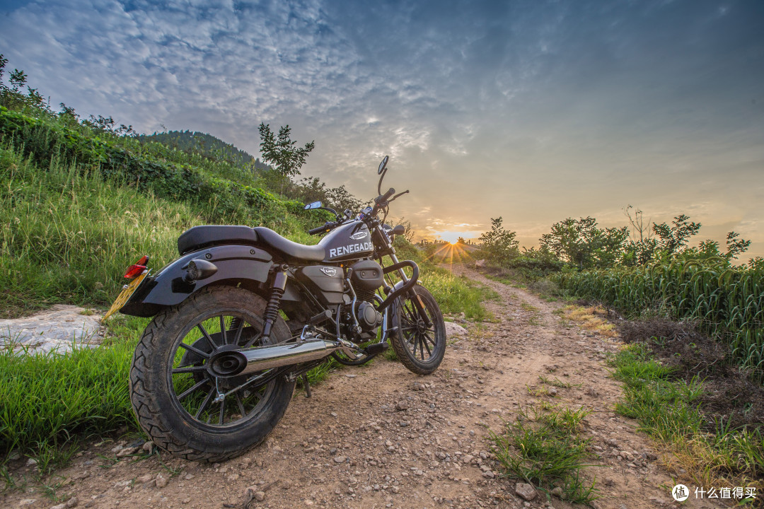 原谅我这一生放纵不羁爱自由叛逆者200摩托车晒单评测