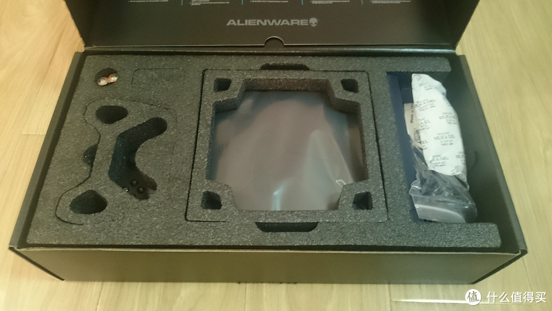 亦小亦美的均衡之作：Alienware 外星人 Steam Machine ASM100-6980BLK 游戏主机