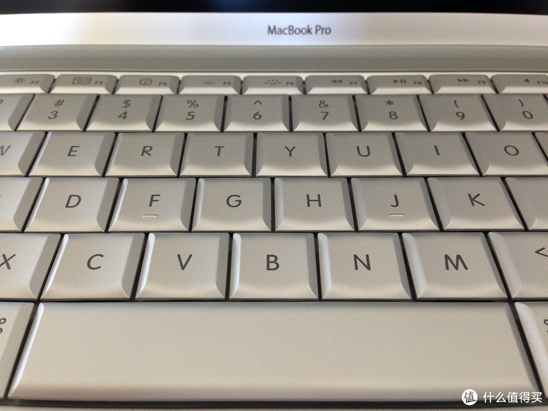 #首晒# 回到过去：初代 APPLE 苹果 MacBook Pro 4.1 笔记本电脑