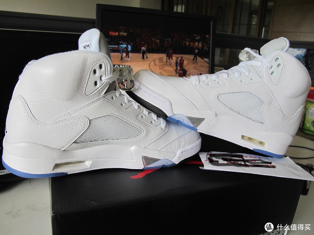 意外之喜——AIR Jordan 5  白银配色 136027-130篮球鞋 开箱