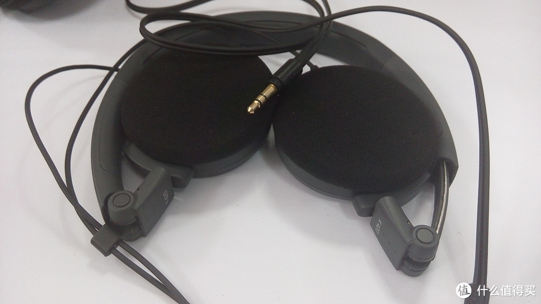 AKG 爱科技 K420 头戴式耳机换海绵 分享