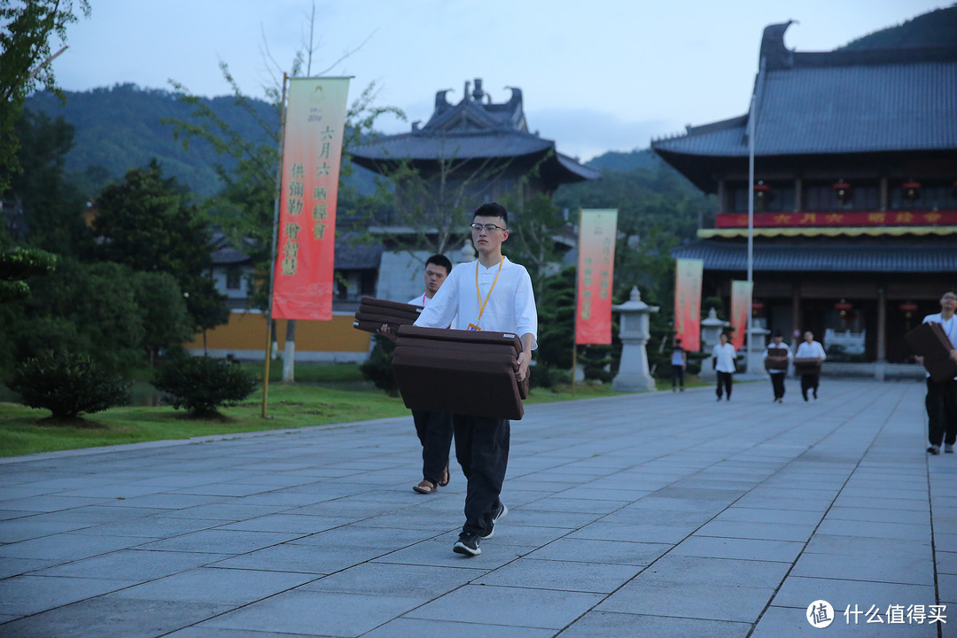 一呼一吸间，一片祥和