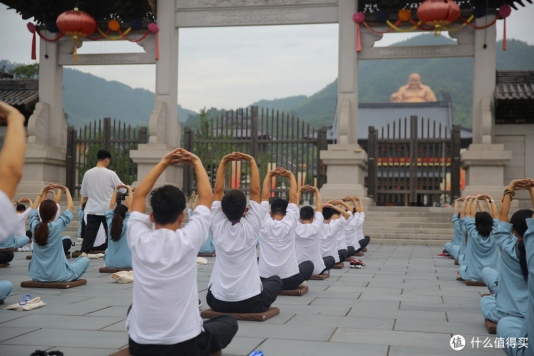 一呼一吸间，一片祥和