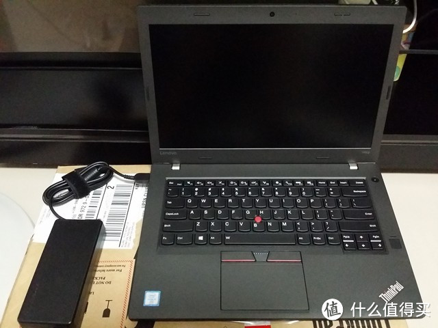 美国联想8通道购入小黑 — Thinkpad T460P开箱