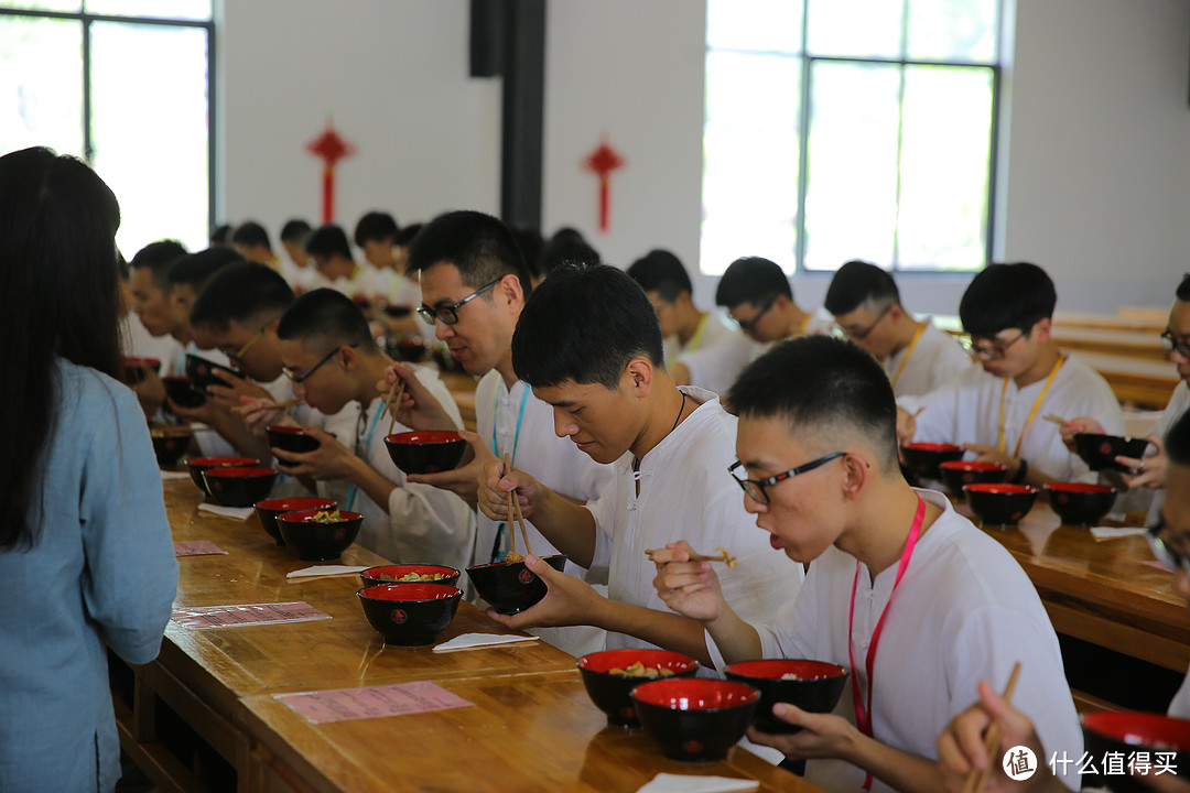 一呼一吸间，一片祥和