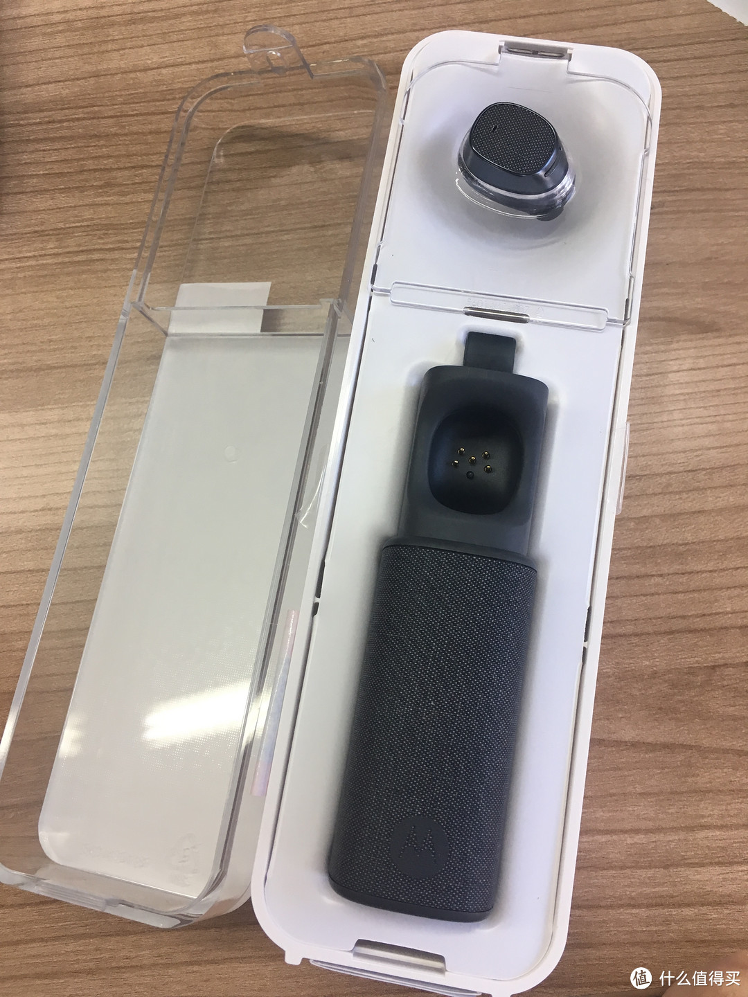 从第一眼到下单只用了5分钟：Motorola 摩托罗拉 HINT 二代蓝牙耳机 开箱