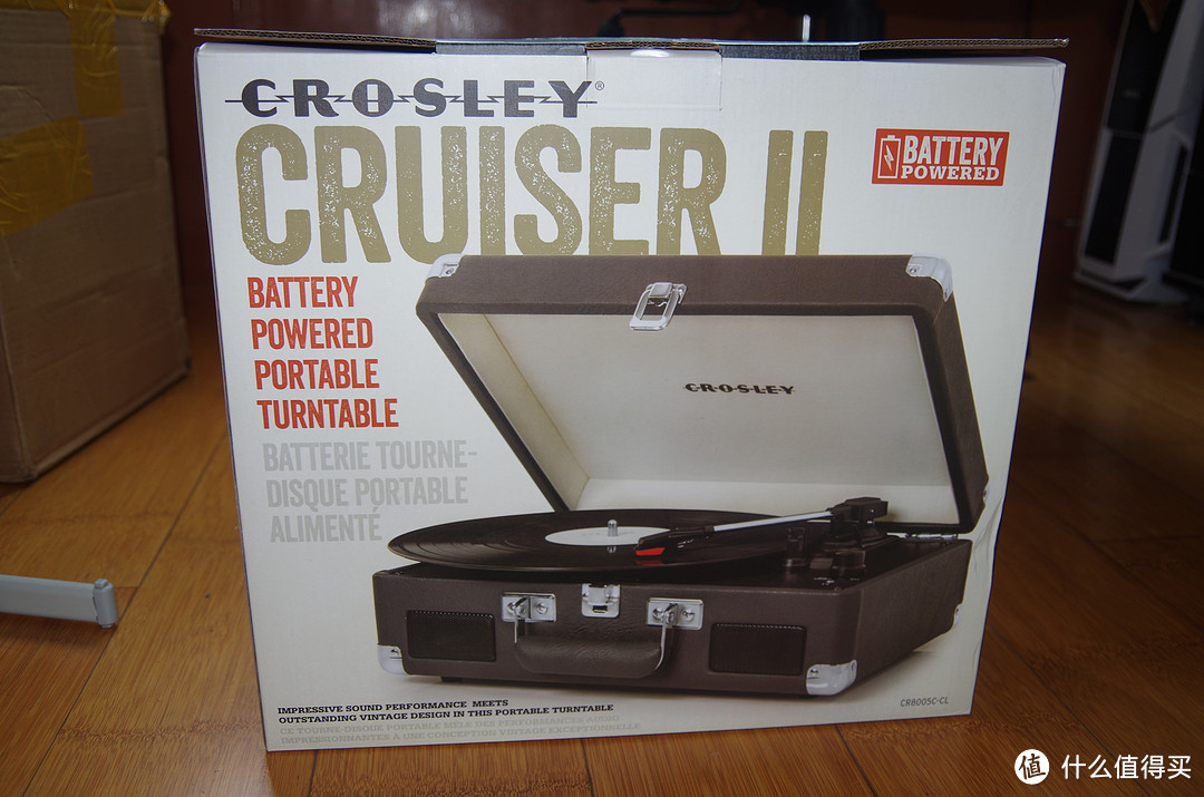 CROSLEY Cruiser II 便携式LP黑胶唱机 本体正面照