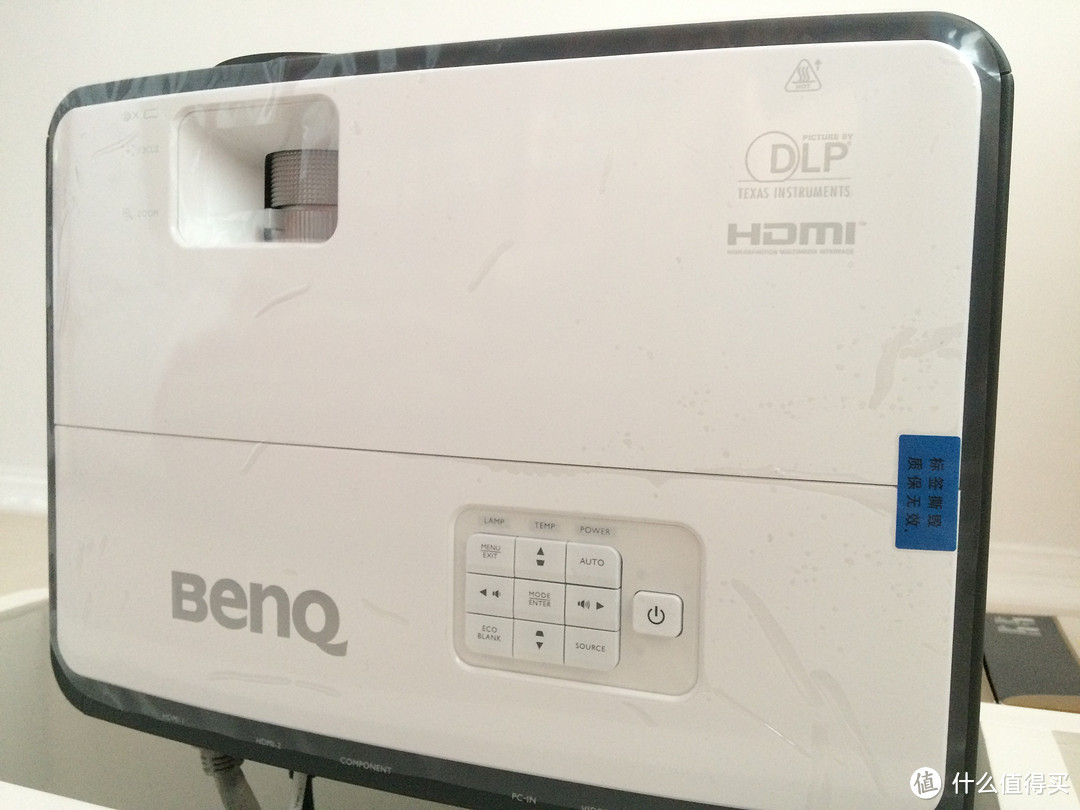 成就我的小家庭影院梦：BenQ 明基 W750 家用娱乐高清投影机