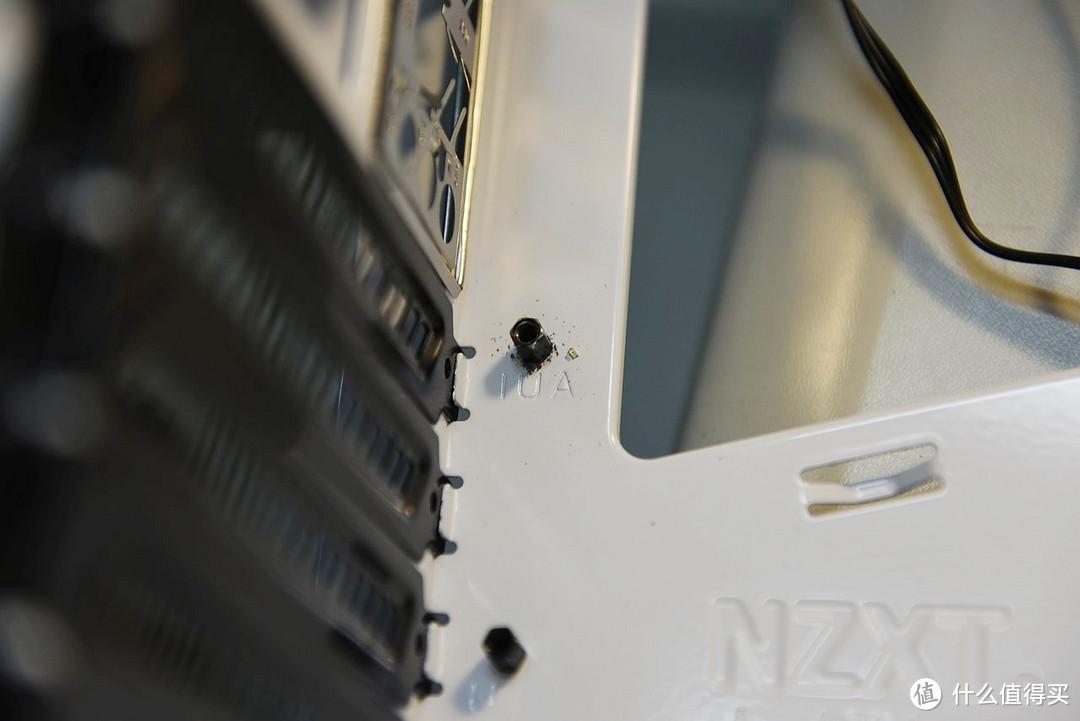 再次尝试光污染——NZXT 恩杰 H440 机箱 上手体验
