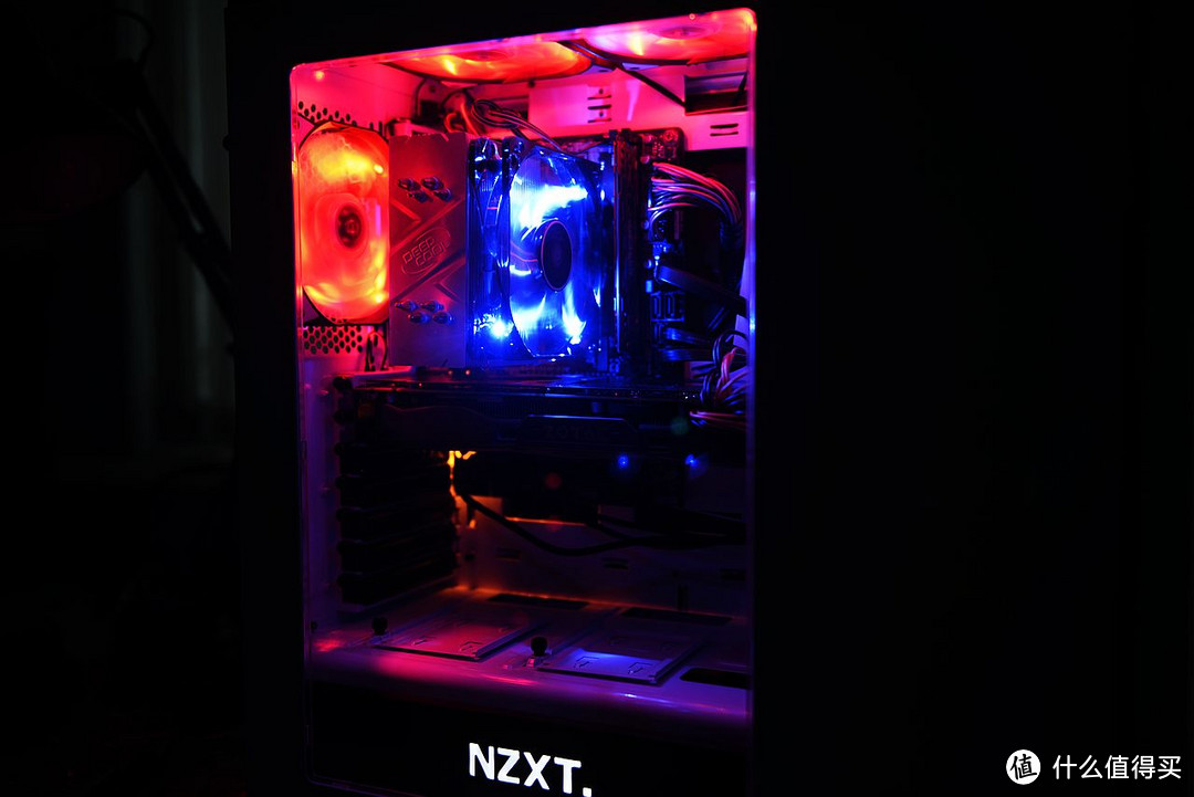 再次尝试光污染——NZXT 恩杰 H440 机箱 上手体验