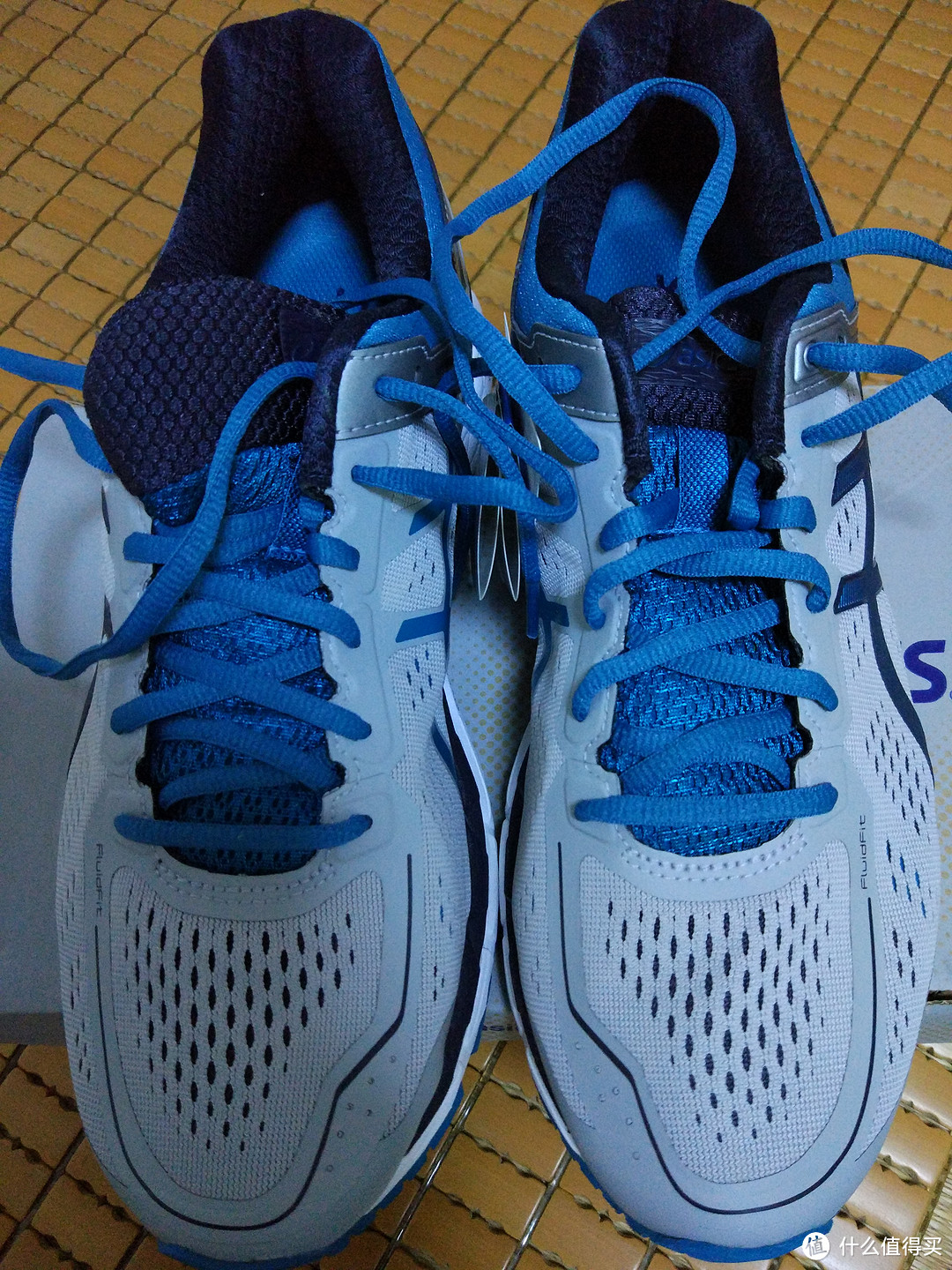 ASICS 亚瑟士 GEL-KAYANO 22 男款 *级支撑跑鞋 晒单