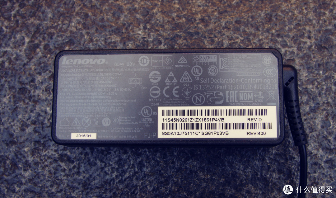 碳得，无厌--Lenovo ThinkPad X1 Carbon 2016（20FBA00ACD）评测