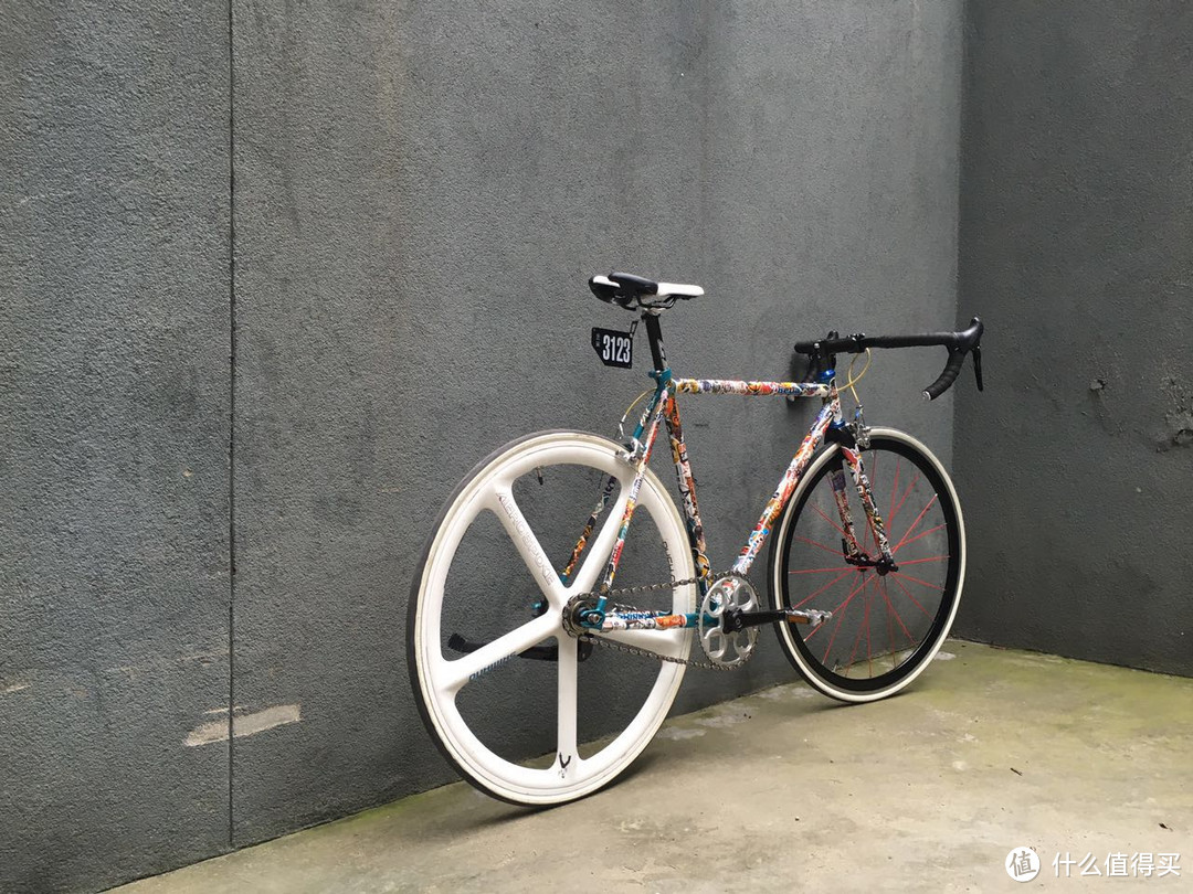 钢架自行车——家与公司的距离,是轱辘转了500圈