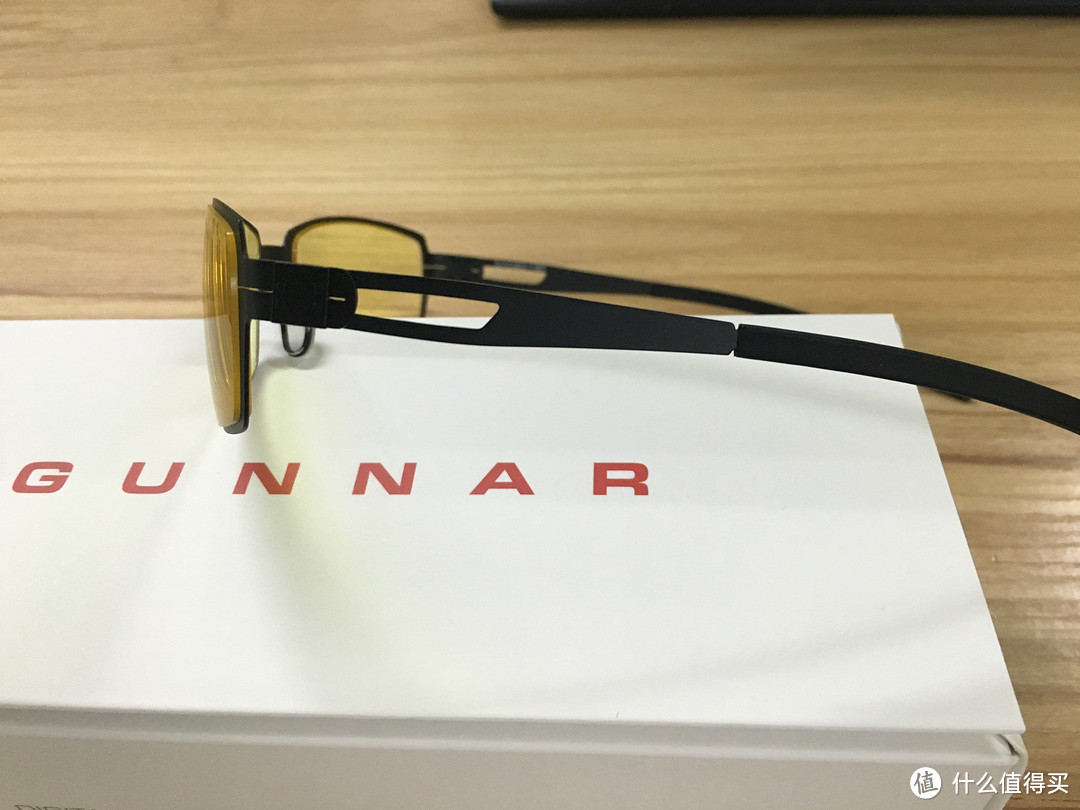 为了疲劳的眼睛：GUNNAR Rocket 数码抗蓝光眼镜