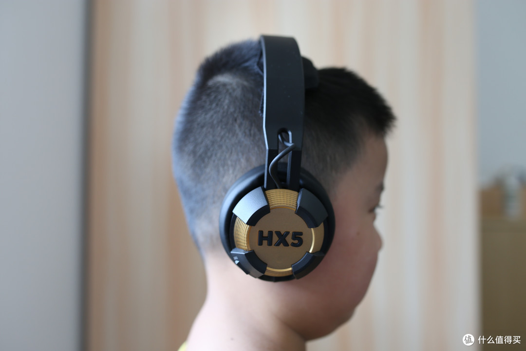 论如何用一款耳机引爆夜场：PHILIPS飞利浦 HX5 耳机