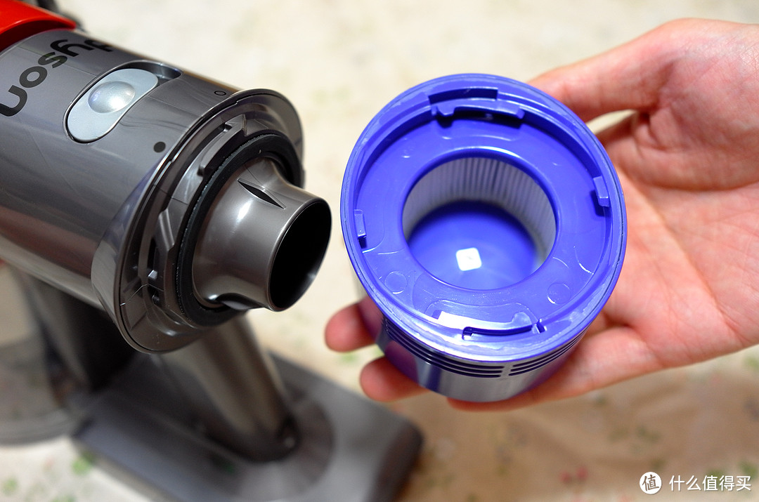 家庭清洁利器——Dyson 戴森 V8手持吸尘器 开箱