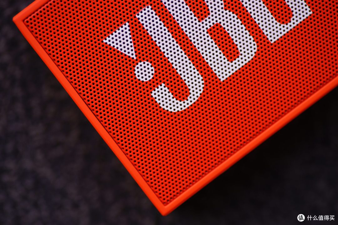 分享两个音频发声小物件:JBL Go蓝牙小音箱+晨光 蜂鹰 耳塞