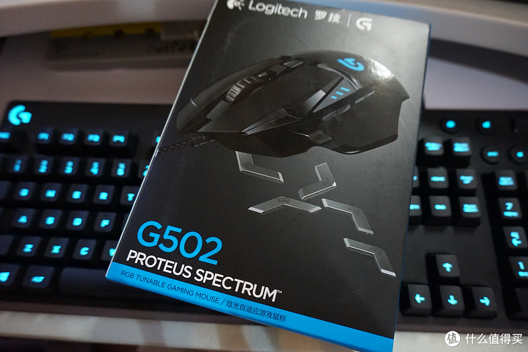 汗手必备：Logitech 罗技 G502 自适应游戏鼠标 开箱