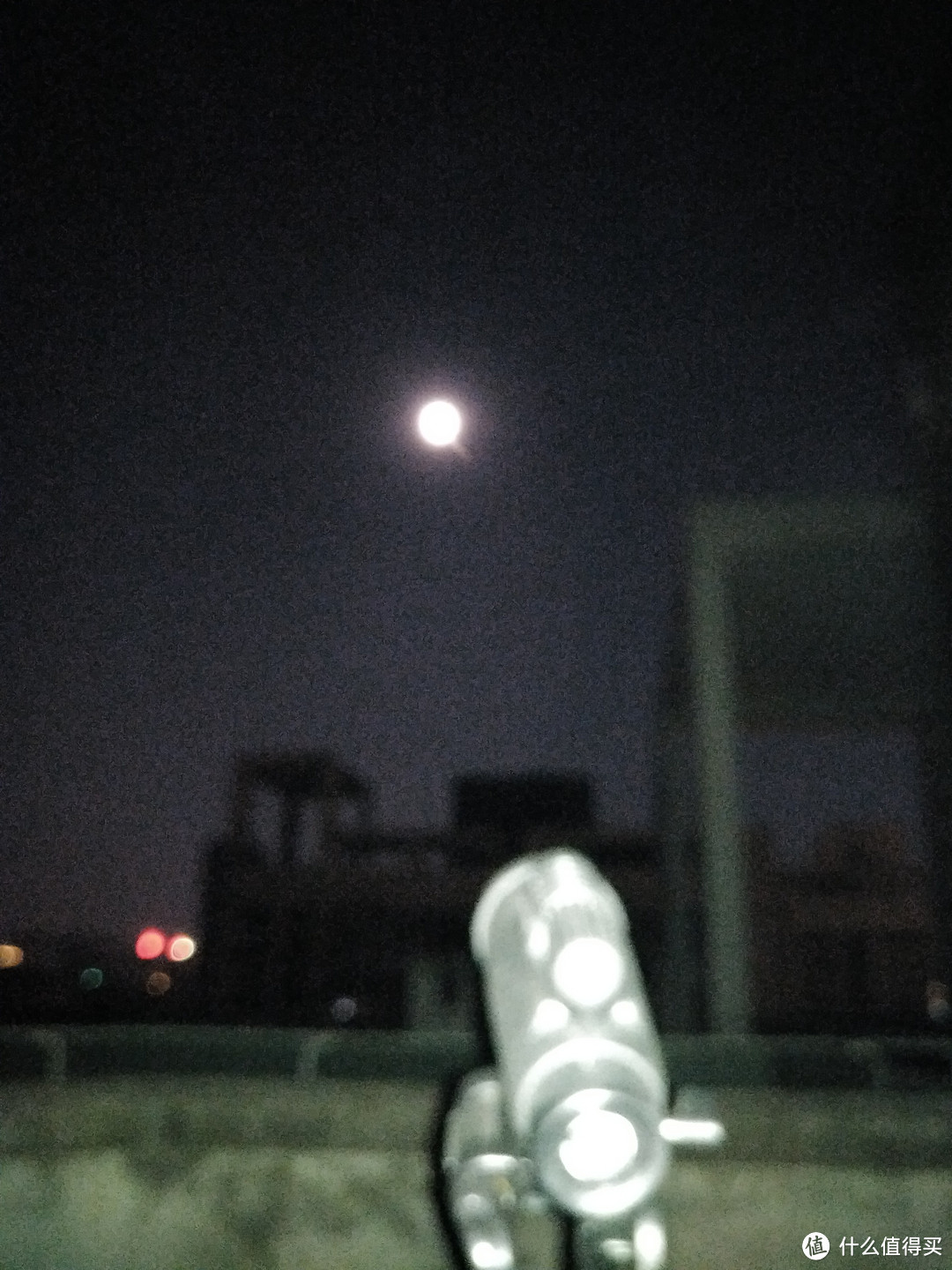 拍夜景、看萌熊KUMAMON、打月亮——荣耀8众测体验报告