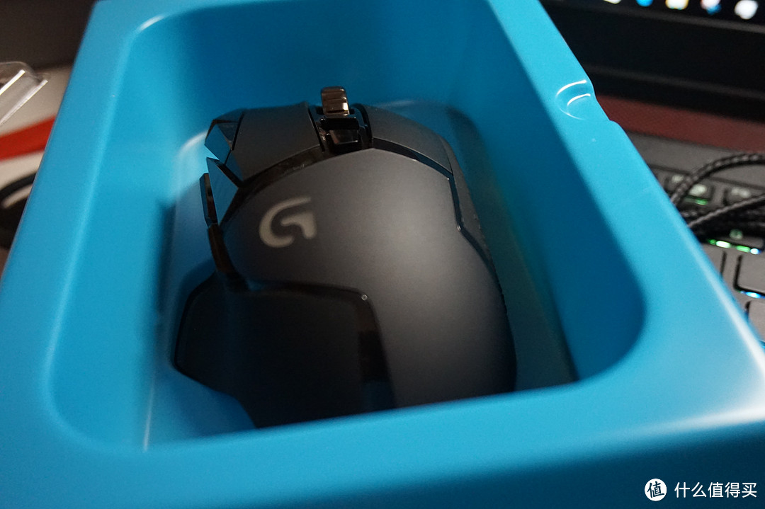 汗手必备：Logitech 罗技 G502 自适应游戏鼠标 开箱