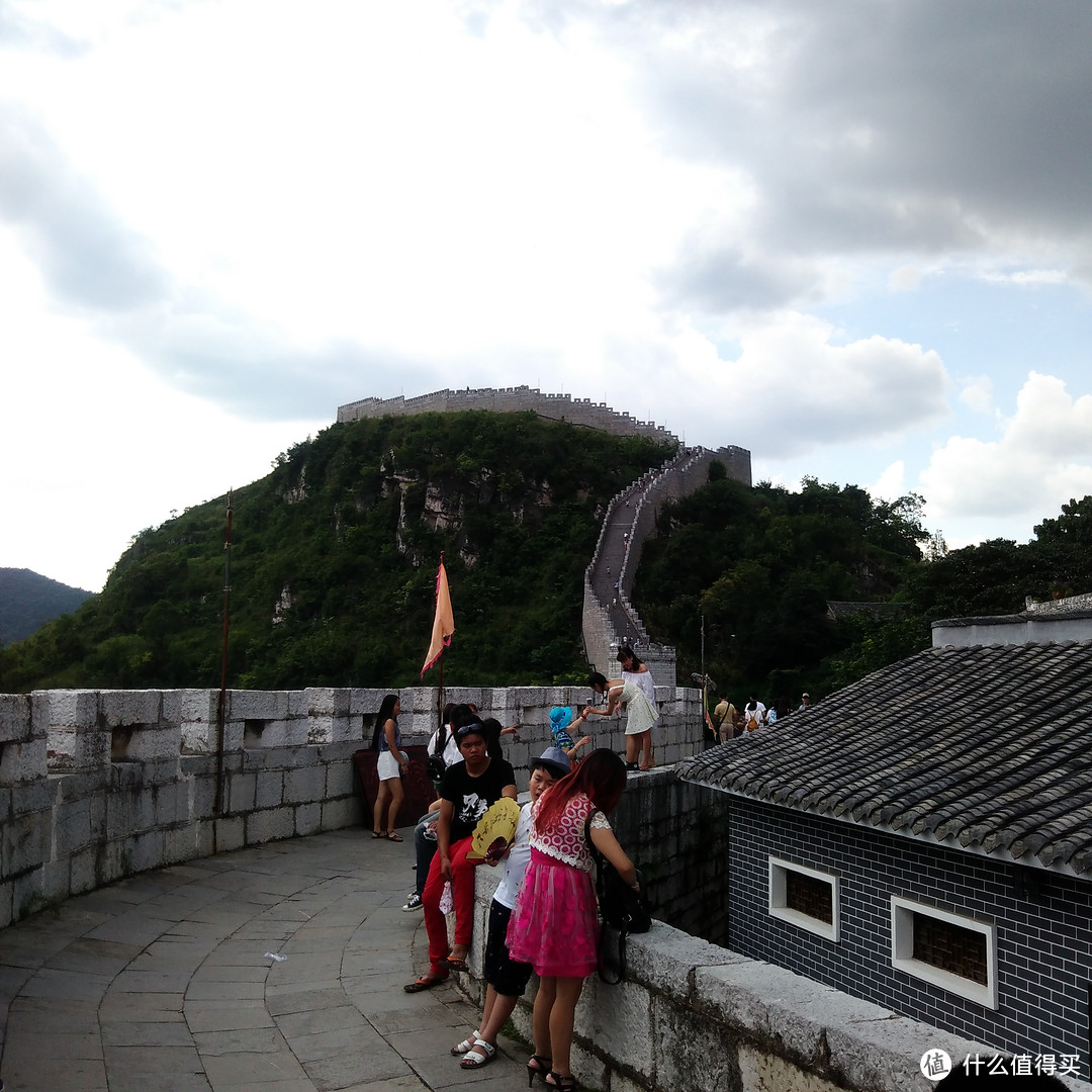 天青色等烟雨：贵阳青岩古镇雨中一瞥