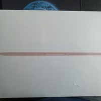 苹果 MacBook 笔记本电脑外观展示(屏幕|边框)