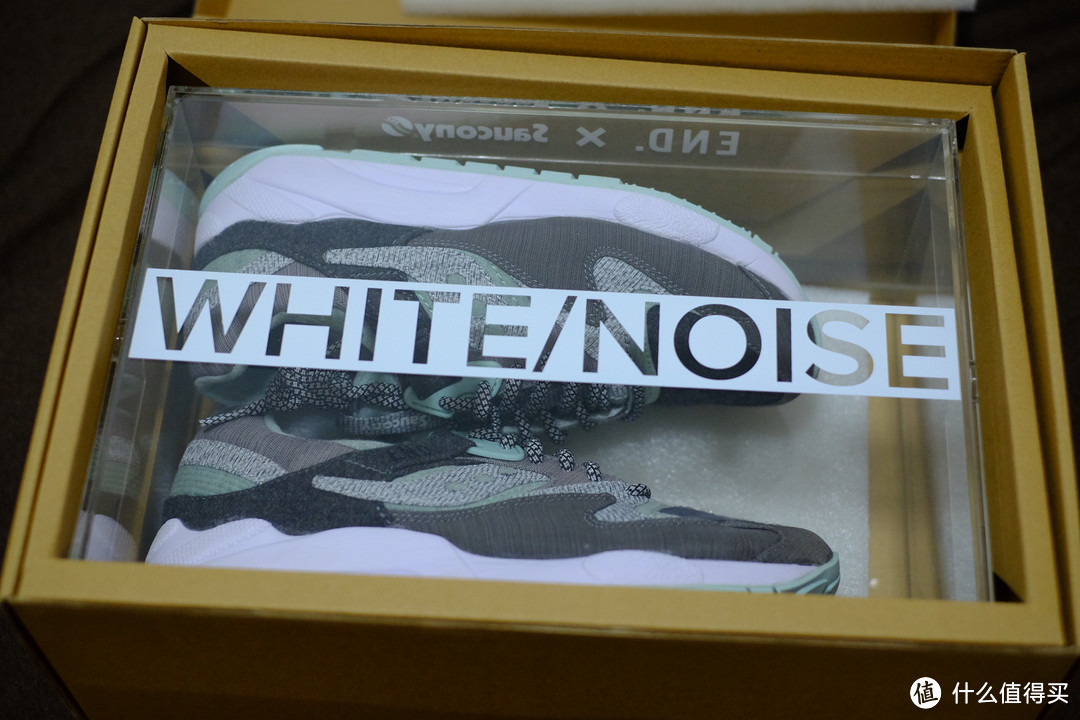 END. X SAUCONY GRID 9000 'WHITE NOISE' 联名款 休闲运动鞋