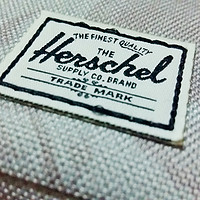 Herschel Supply Co. Oxford 随手带上，随时浪