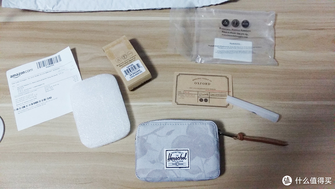 Herschel Supply Co. Oxford 随手带上，随时浪