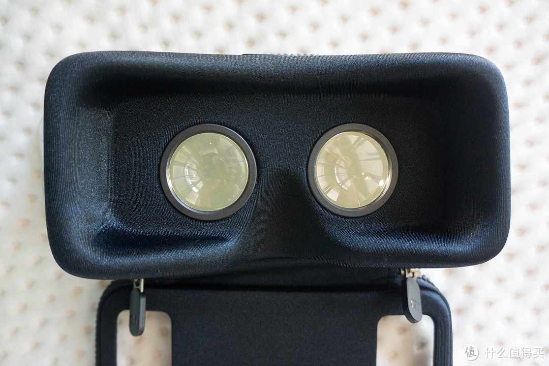 颜值有佳，功能凑合的小玩具——小米 VR眼镜 玩具版