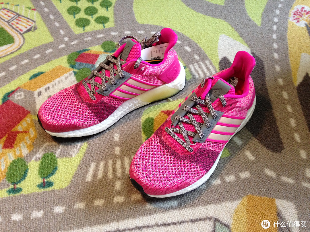 #本站首晒# 软弹爆米花 — Adidas 阿迪达斯 Ultra Boost ST 女式跑鞋