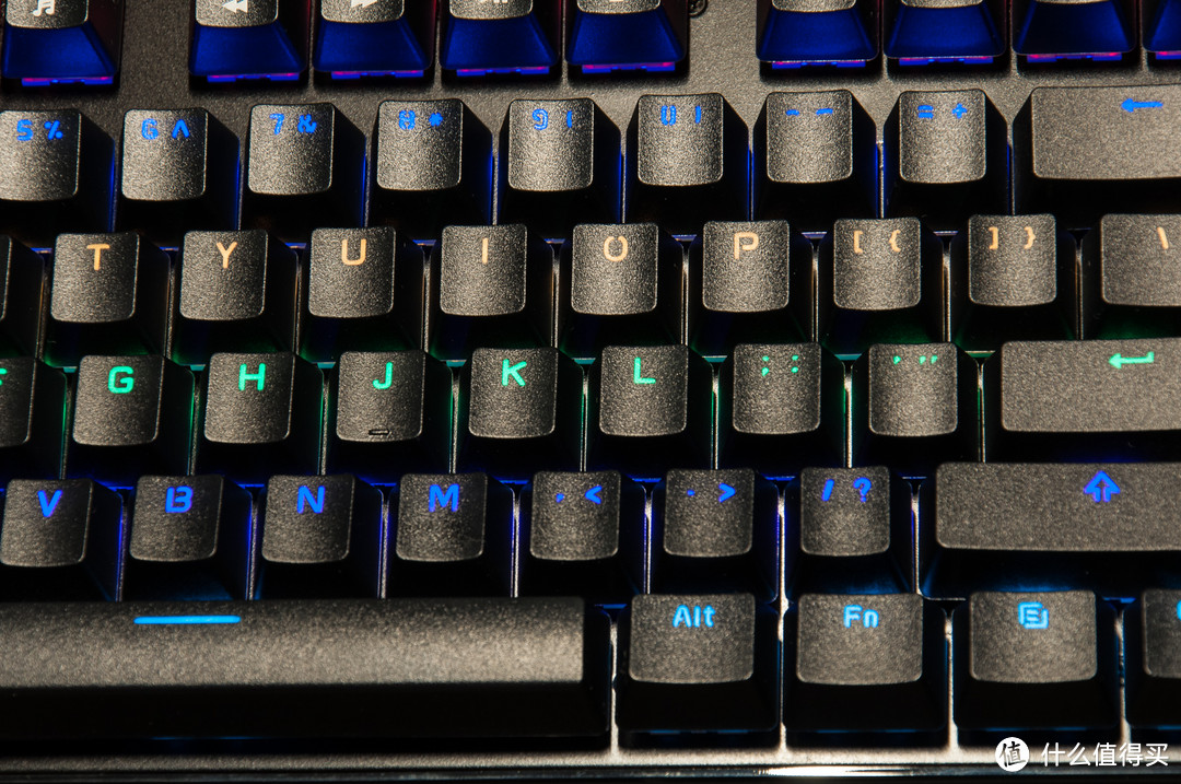 小白的第一块机械键盘royalkludgerk920青轴混合光