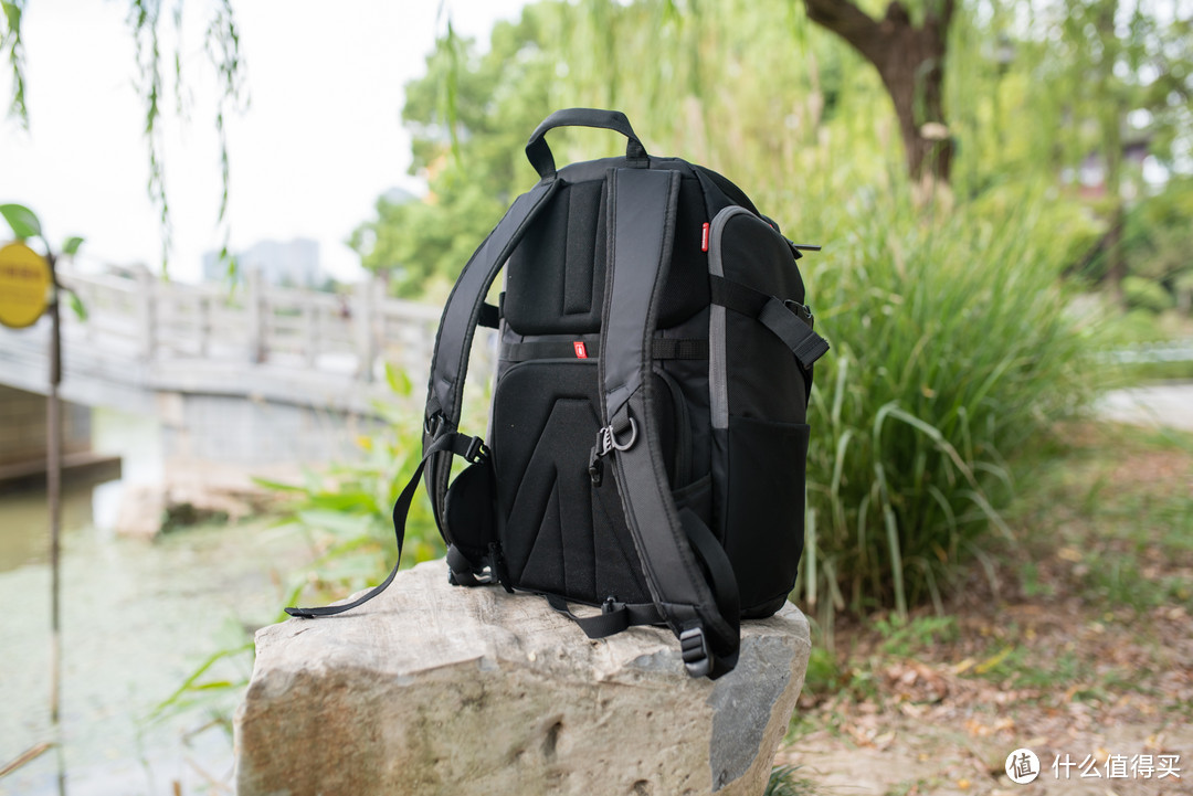 旅行摄影一路同行：Manfrotto 曼富图 Befree 背开双肩包