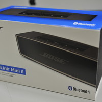 BOSE SoundLink Mini II 蓝牙音箱外观展示(接口|按键|底座)