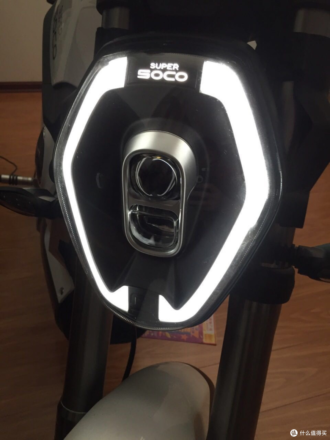 Catch the Wind —— SOCO TS1200R 城市锂电跨骑车