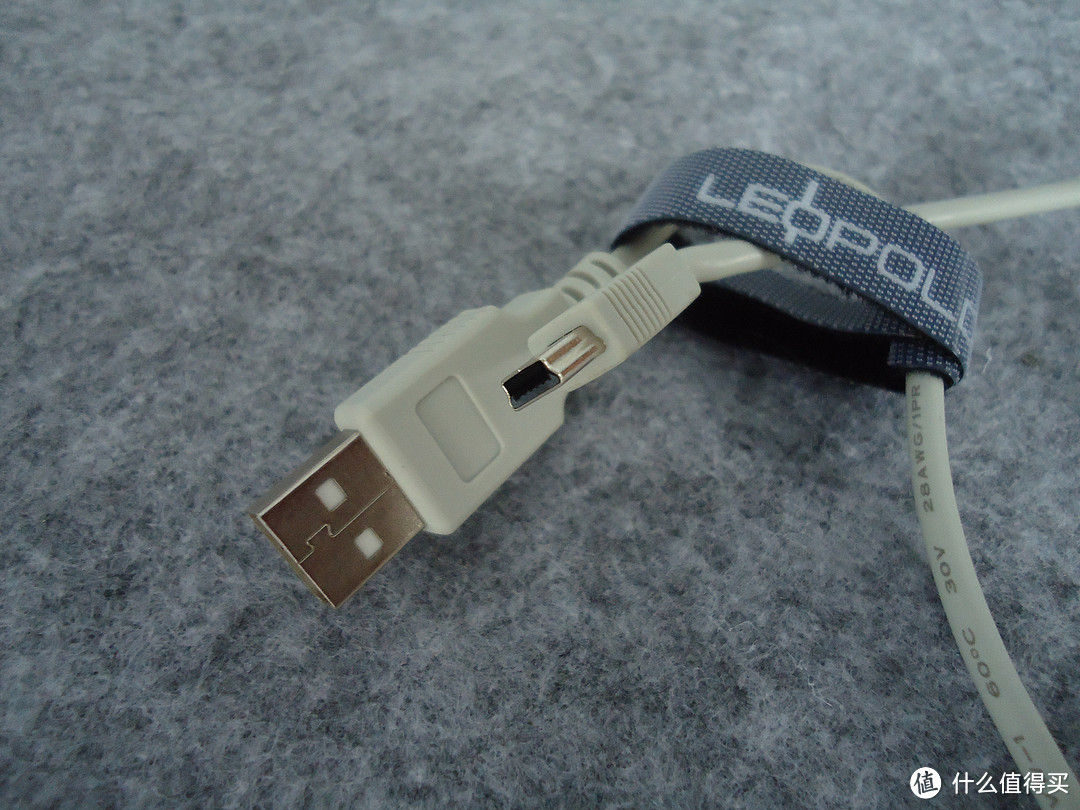 一步到位:Leopold 利奥博德 FC900R机械键盘