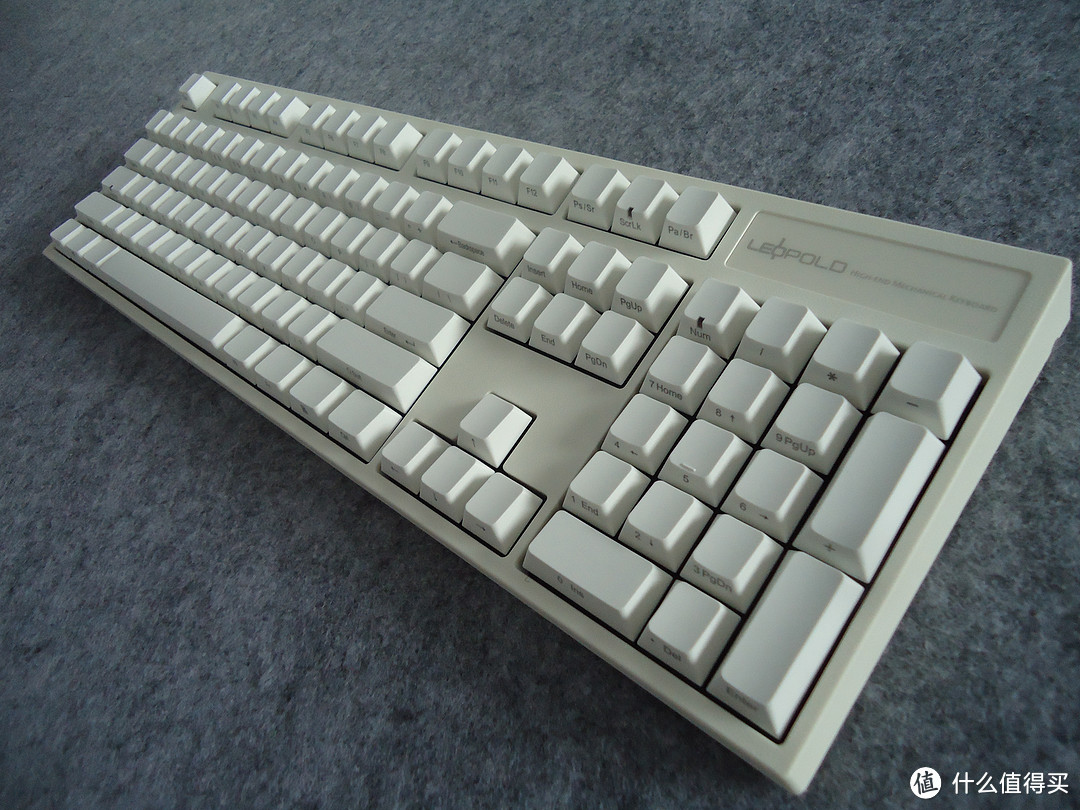 一步到位：Leopold 利奥博德 FC900R机械键盘