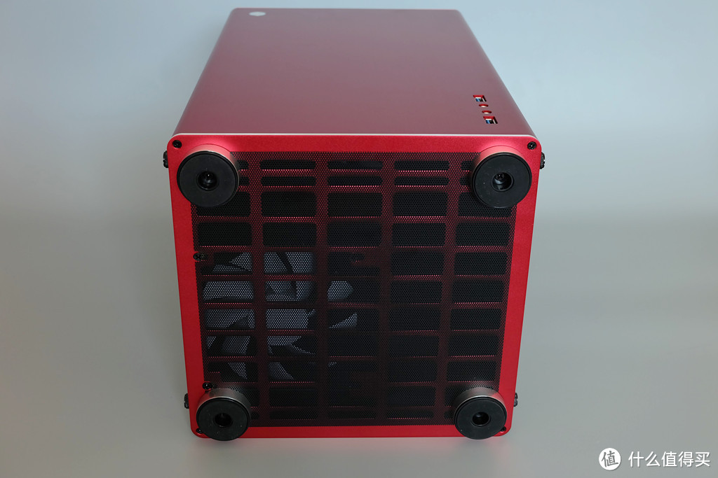 红色垃圾桶，一台ITX 6700K/RX480/512G NVME小主机的诞生