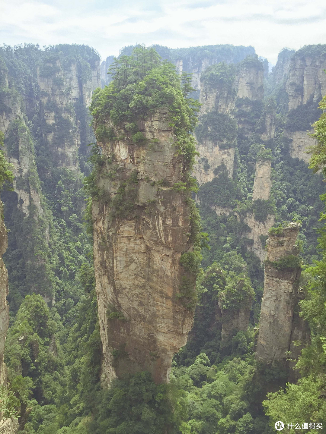 哈利路亚山（原名乾坤柱）